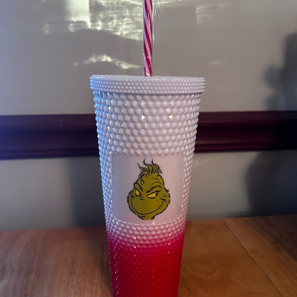 Grinch Textured Tumbler with Straw NEW